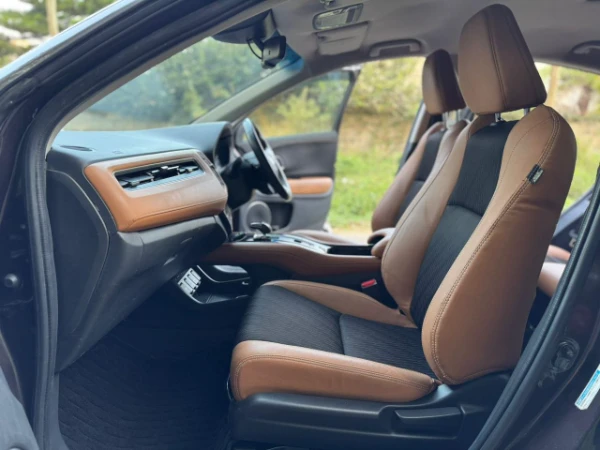 2018 Honda Vezel Hybrid Leather