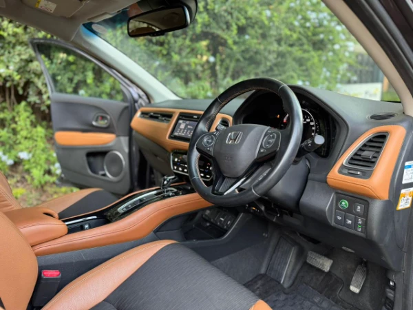 2018 Honda Vezel Hybrid Leather
