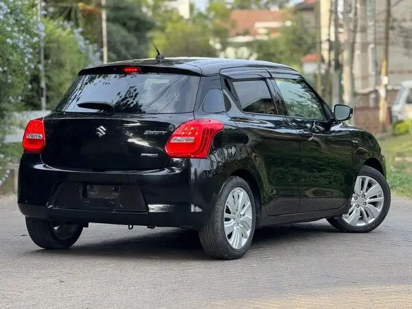 2018 Suzuki Swift Hybrid