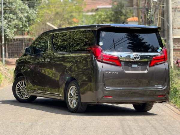2018 Toyota Alphard Sunroof Leather