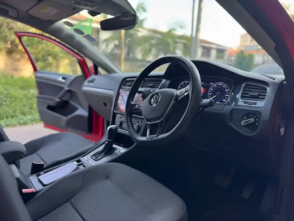 2018 Volkswagen Golf MK7.5 TSI