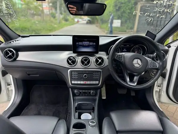 2019 Mercedes Benz GLC 220 4MATIC