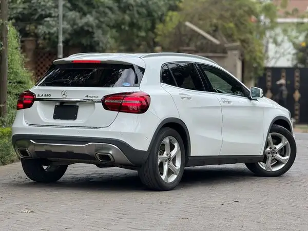 2019 Mercedes Benz GLC 220 4MATIC