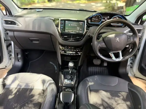 2019 Peugeot 2008 Moonroof Fresh Import