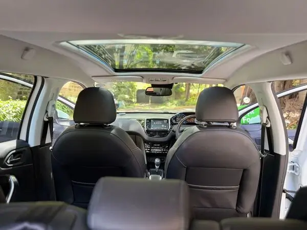 2019 Peugeot 2008 Moonroof Fresh Import