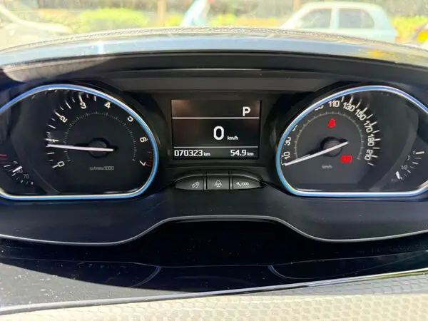 2019 Peugeot 2008 Moonroof Fresh Import