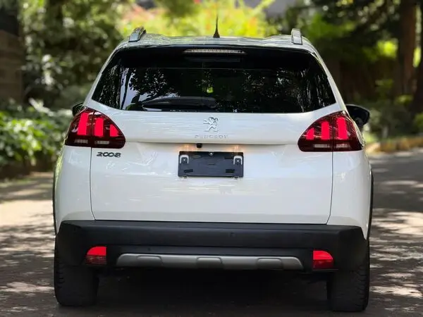 2019 Peugeot 2008 Moonroof Fresh Import