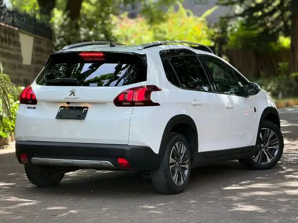 2019 Peugeot 2008 Moonroof Fresh Import