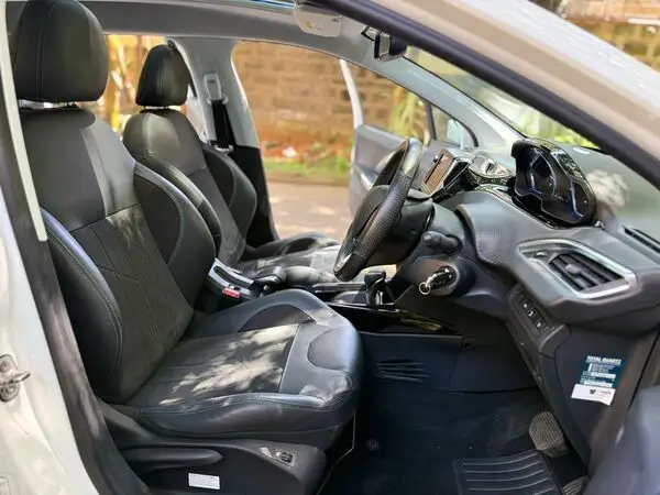 2019 Peugeot 2008 Moonroof Fresh Import