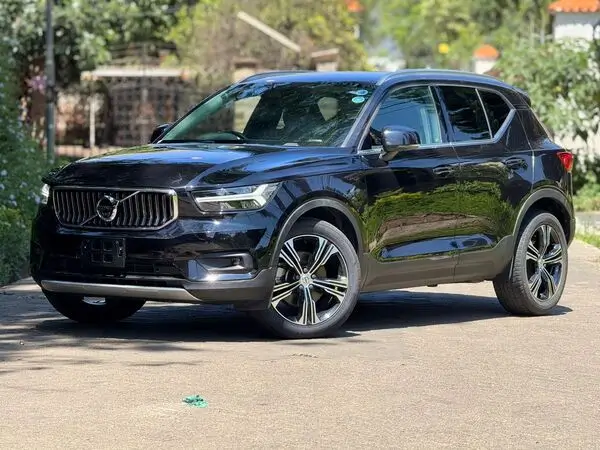 2020 Volvo XC40 T4