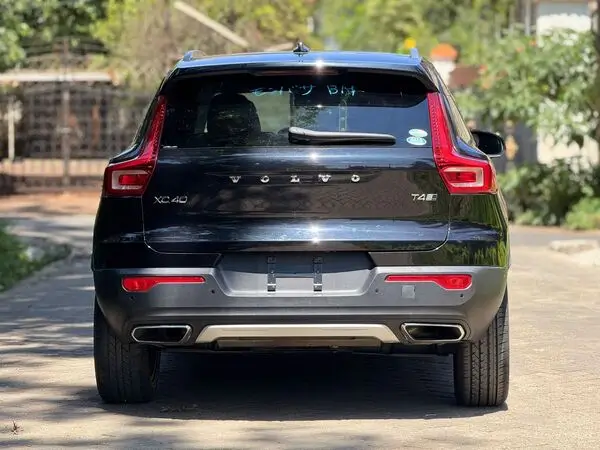 2020 Volvo XC40 T4