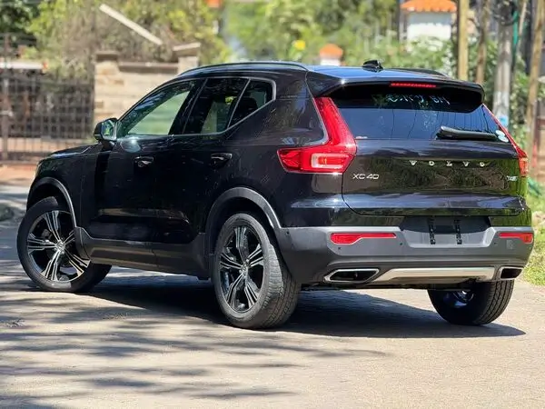 2020 Volvo XC40 T4