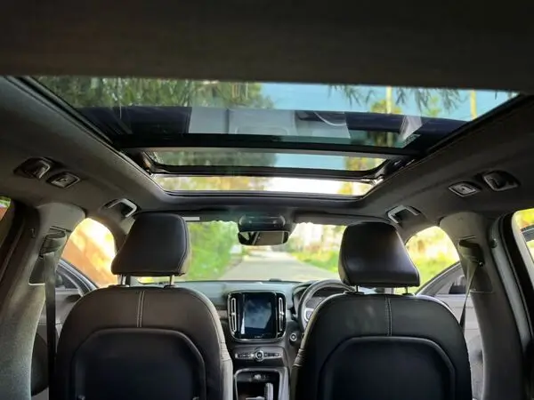 2020 Volvo XC40 T5 R-Design Sunroof