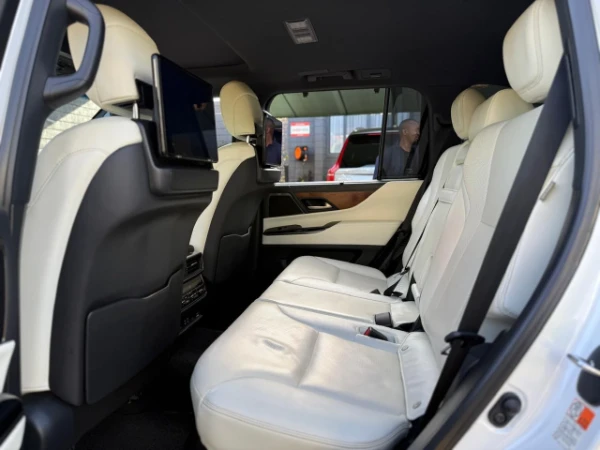 2023 Lexus LX600 Fully Loaded