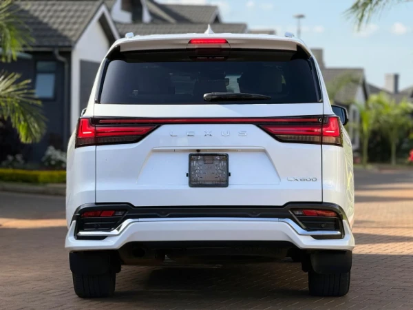 2023 Lexus LX600 Fully Loaded