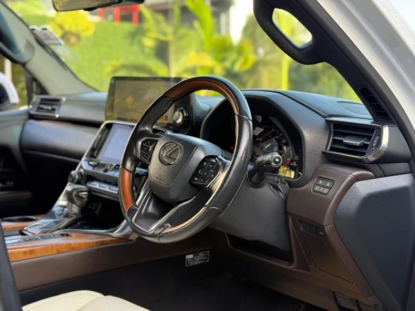 2023 Lexus LX600 Fully Loaded