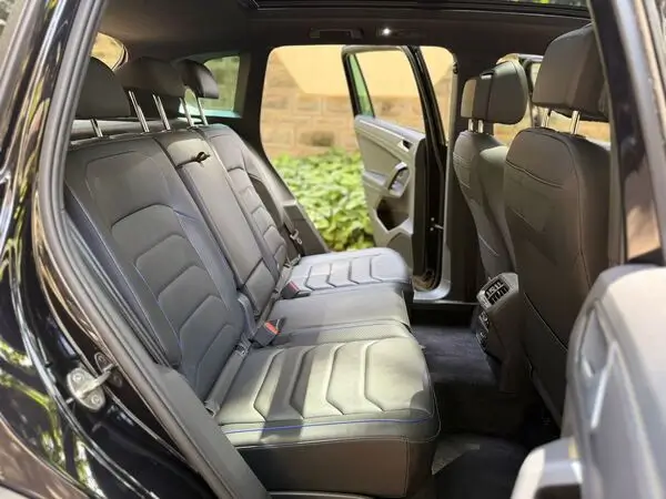 2023 Volkswagen Tiguan R 4Motion Sunroof