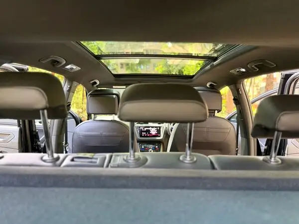 2023 Volkswagen Tiguan R 4Motion Sunroof