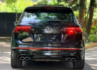 2023 Volkswagen Tiguan R 4Motion Sunroof