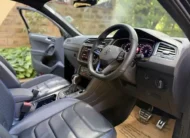 2023 Volkswagen Tiguan R 4Motion Sunroof