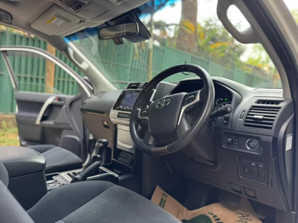 2019 Toyota Landcruiser Prado TX