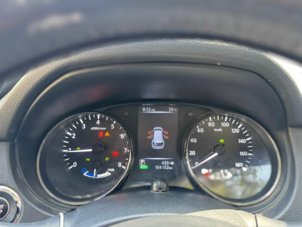 2017 Nissan X-Trail Hybrid