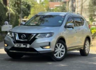 2017 Nissan X-Trail Hybrid