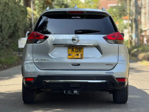 2017 Nissan X-Trail Hybrid