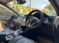 2017 Nissan X-Trail Hybrid