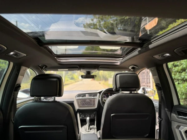 2019 Volkswagen Tiguan R Line 4Motion