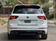 2019 Volkswagen Tiguan R Line 4Motion