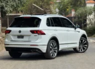 2019 Volkswagen Tiguan R Line 4Motion