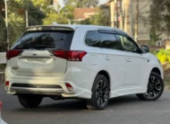 2017 Mitsubishi Outlander PHEV