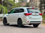 2017 Mitsubishi Outlander PHEV