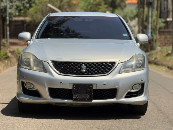 2009 Toyota Crown Athlete Fully Loaded