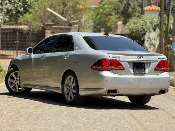 2009 Toyota Crown Athlete Fully Loaded