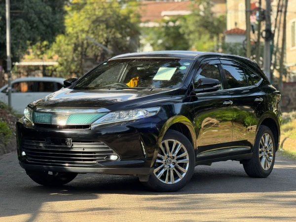 2018 Toyota Harrier Fully Loaded Sunroof