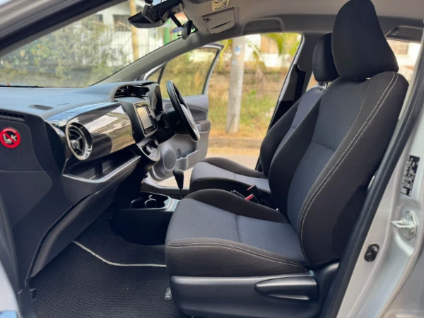 2018 Toyota Vitz Hybrid