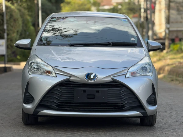 2018 Toyota Vitz Hybrid