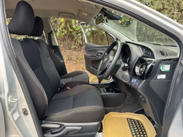 2018 Toyota Vitz Hybrid