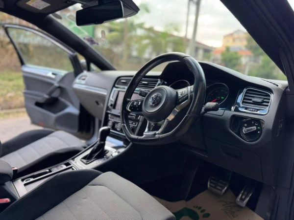 2016 Volkswagen Golf Variant