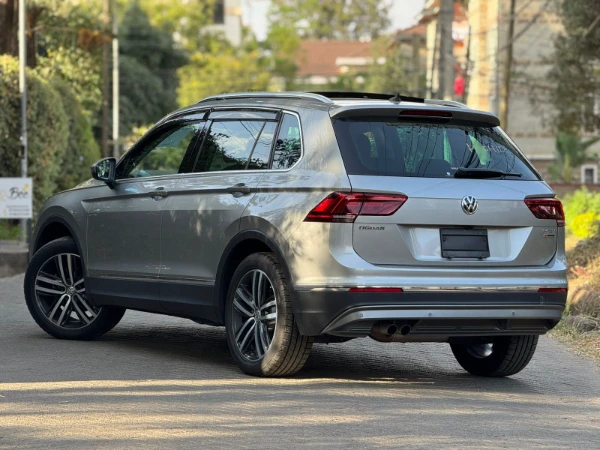 2019 Volkswagen Tiguan 2.0 TDI Sunroof