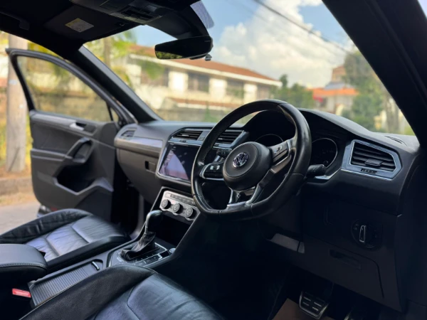 2018 Volkswagen Tiguan 2.0 TDI Sunroof