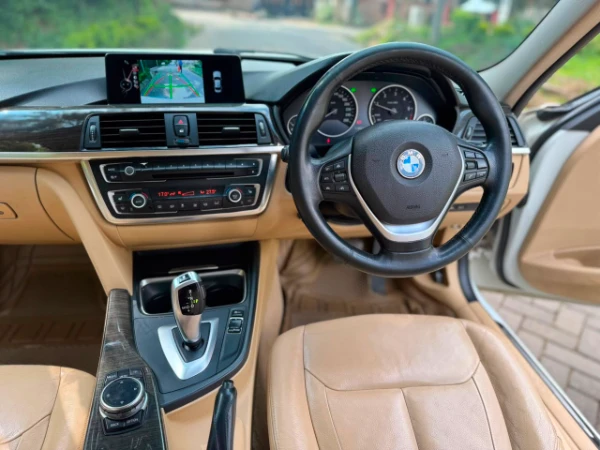 2014 BMW 320d
