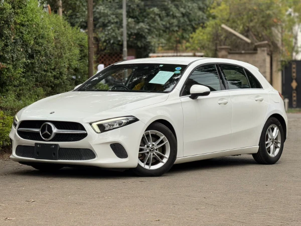 2019 Mercedes Benz A180