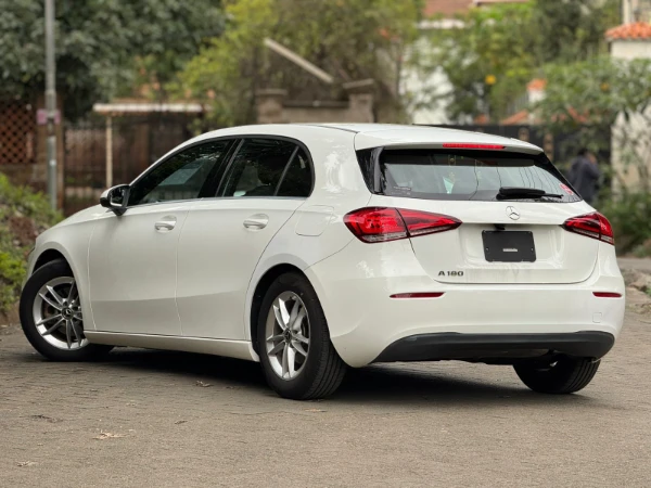 2019 Mercedes Benz A180