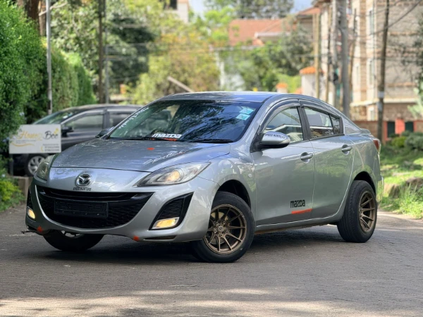 2010 Mazda Axela Sedan