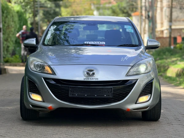 2010 Mazda Axela Sedan