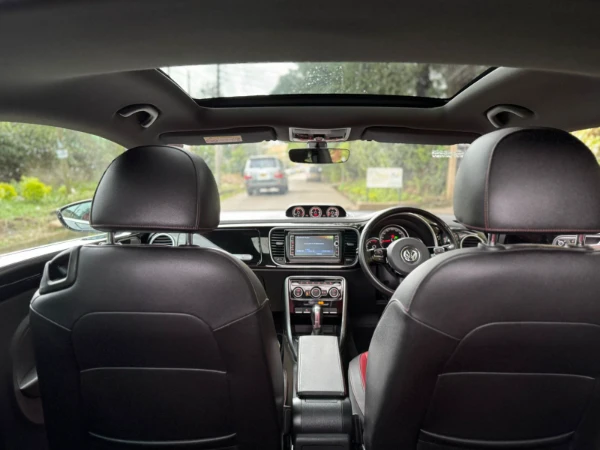 2019 Volkswagen Beetle R-Line Sunroof
