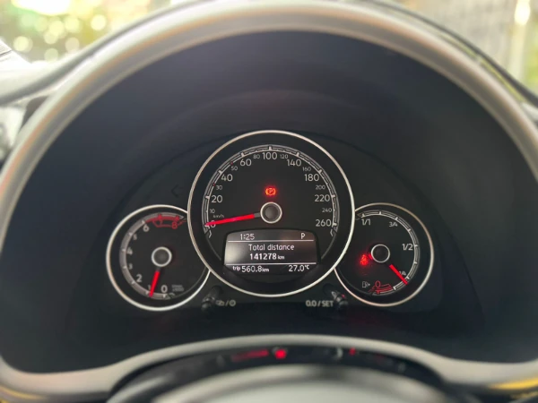 2019 Volkswagen Beetle R-Line Sunroof